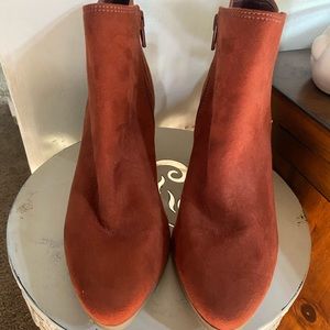 Burnt orange 8.5 bootie heels